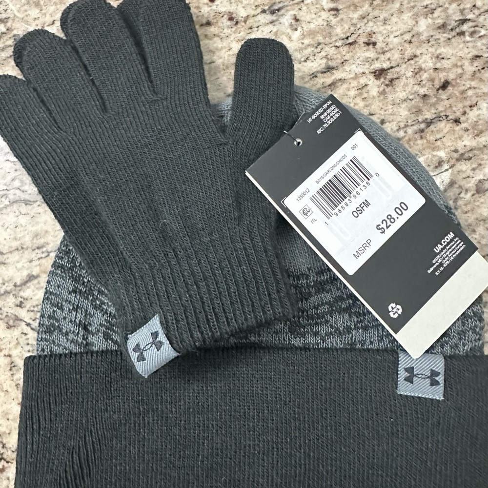 Under Armour Charcoal Knit Beanie and Gloves Set
